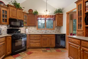 295 W Grandin Rd, Morris, IL 60450 - Photo 13