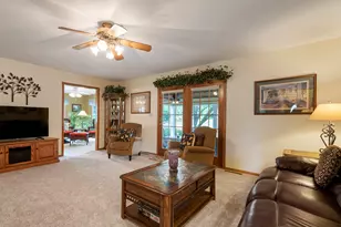 295 W Grandin Rd, Morris, IL 60450 - Photo 9