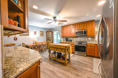 707 Kirkwood Avenue, Winthrop Harbor, IL 60096 - Photo 7
