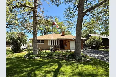 707 Kirkwood Avenue, Winthrop Harbor, IL 60096 - Photo 1