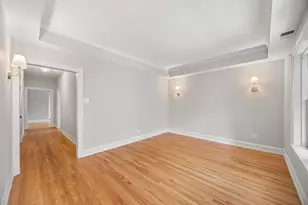 811 Erie St, Oak Park, IL 60302 - Photo 3