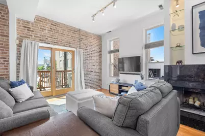 1542 N Wood Street #2R, Chicago, IL 60622 - Photo 3