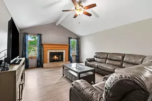 2116 Mystic Dr, Plainfield, IL 60586 - Photo 3