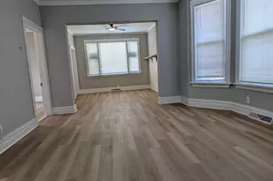 265 W 107th St, Chicago, IL 60628 - Photo 3