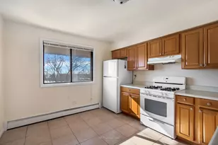 7731 Woodward Ave, Woodridge, IL 60517 - Photo 3