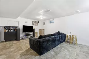8920 Bennett Ave, Evanston, IL 60203 - Photo 17