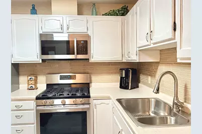 300 E Dundee Road #102A, Buffalo Grove, IL 60089 - Photo 5