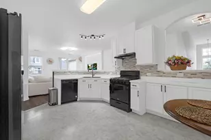 8225 Concord Ln, Justice, IL 60458 - Photo 9