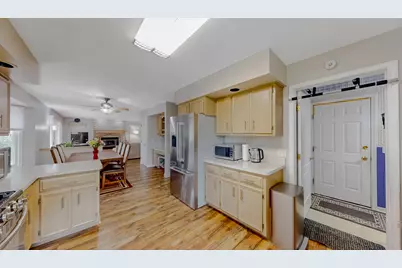 3527 Hobbes Drive, Naperville, IL 60564 - Photo 3
