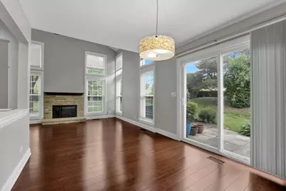 347 W Prairie Circle, Itasca, IL 60143 - Photo 7