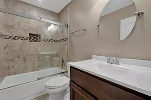 347 W Prairie Cir, Itasca, IL 60143 - Photo 27
