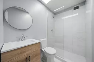 3600 N Lake Shore Dr, Chicago, IL 60613 - Photo 9