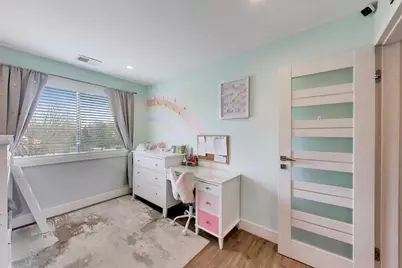 1400 N Elmhurst Road #319, Mount Prospect, IL 60056 - Photo 19