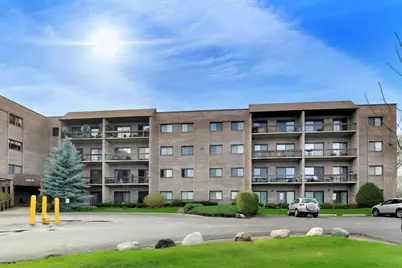 1400 N Elmhurst Road #319, Mount Prospect, IL 60056 - Photo 1