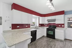 6 Boulder Ridge Ct, Bolingbrook, IL 60490 - Photo 7