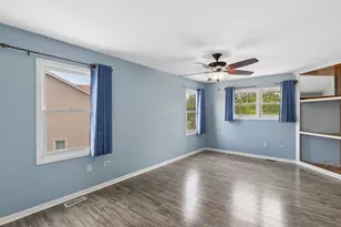 6 Boulder Ridge Ct, Bolingbrook, IL 60490 - Photo 17