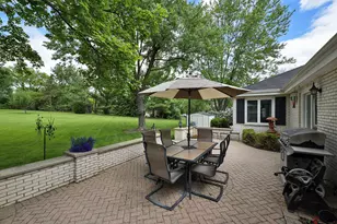1812 Prestwick Dr, Inverness, IL 60067 - Photo 25