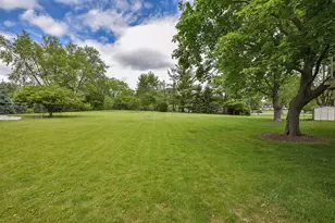 1812 Prestwick Dr, Inverness, IL 60067 - Photo 27