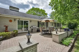 1812 Prestwick Dr, Inverness, IL 60067 - Photo 23