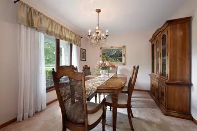 1812 Prestwick Drive, Inverness, IL 60067 - Photo 9