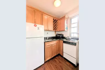 2610 W Balmoral Avenue #306, Chicago, IL 60625 - Photo 7