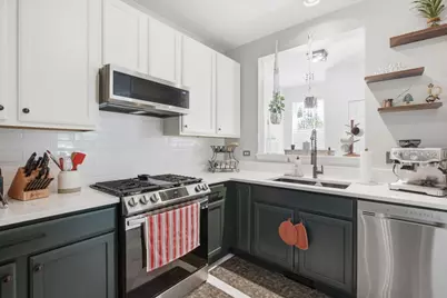 3097 Falling Waters Lane #0, Lindenhurst, IL 60046 - Photo 5