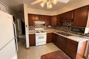256 E 143rd St, Dolton, IL 60419 - Photo 3