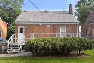 256 E 143rd St, Dolton, IL 60419 - Photo 13