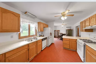 109 Selma Street, Utica, IL 61373 - Photo 11