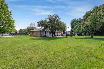 109 Selma Street, Utica, IL 61373 - Photo 5