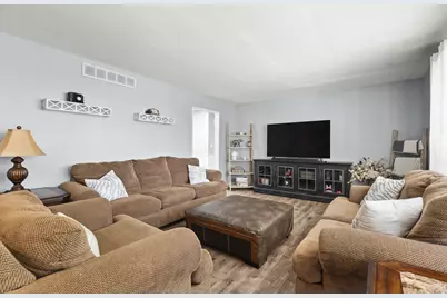 7632 Larwinn Drive, Rockford, IL 61107 - Photo 27