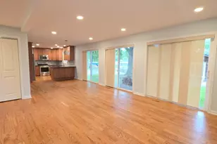 2120 Beach Dr, Fox River Grove, IL 60021 - Photo 11