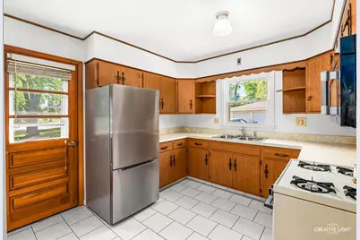 1732 Roanoak Avenue, Aurora, IL 60506 - Photo 7