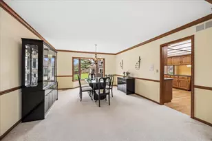6037 Dunham Rd, Downers Grove, IL 60516 - Photo 9