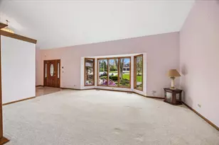 6037 Dunham Rd, Downers Grove, IL 60516 - Photo 5