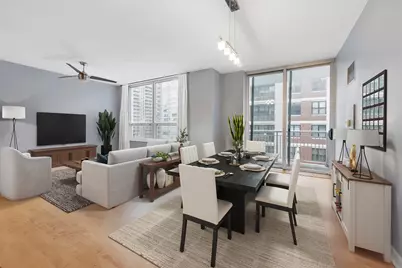 421 W Huron Street #1309, Chicago, IL 60654 - Photo 9