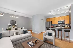 421 W Huron St, Chicago, IL 60654 - Photo 7
