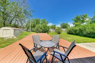 420 Bode Rd, Hoffman Estates, IL 60169 - Photo 15