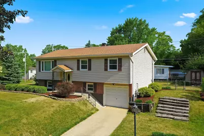 2208 Algonquin Road, Fox River Grove, IL 60021 - Photo 5
