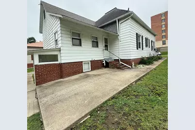 410 E Locust Street, Harrisburg, IL 62946 - Photo 3