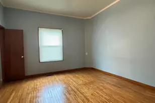 410 E Locust St, Harrisburg, IL 62946 - Photo 7