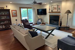 1016 Rene Ct, Park Ridge, IL 60068 - Photo 5