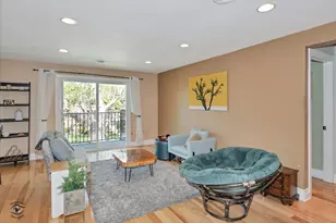 9621 S Karlov Ave, Oak Lawn, IL 60453 - Photo 5