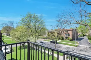 9621 S Karlov Ave, Oak Lawn, IL 60453 - Photo 23