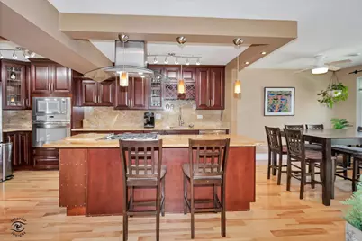 9621 S Karlov Avenue #301, Oak Lawn, IL 60453 - Photo 3