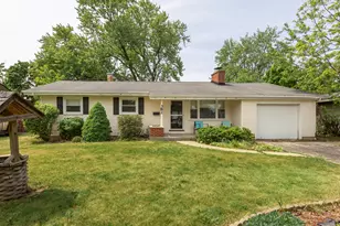 382 Keith Ave, Crystal Lake, IL 60014 - Photo 1