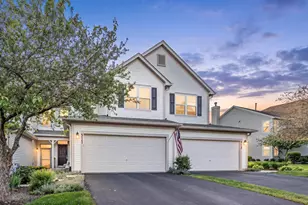 517 Heritage Ct, Saint Charles, IL 60175 - Photo 1