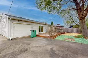 331 Fairfax Ave, Romeoville, IL 60446 - Photo 17