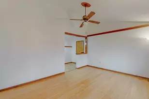 331 Fairfax Ave, Romeoville, IL 60446 - Photo 5