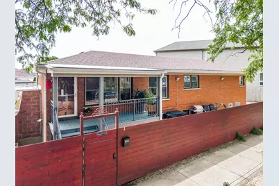 4653 N Kennicott Avenue, Chicago, IL 60630 - Photo 1